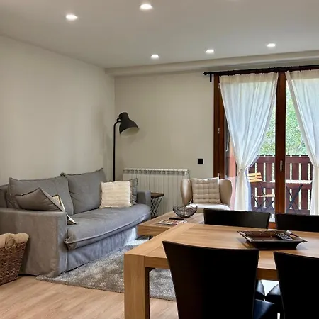 Apartment Bpirineos-llardana Benasque