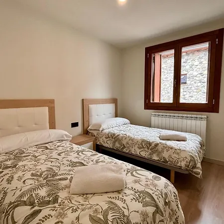 Bpirineos-llardana Apartment